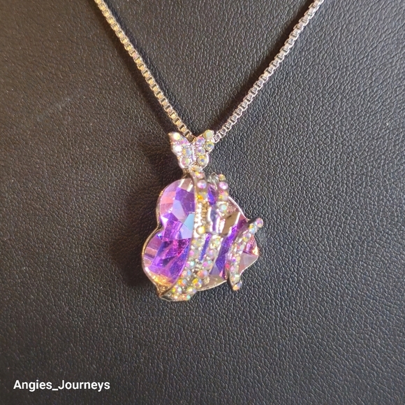 Purple heart pendant 18' silver tone necklace - Picture 3 of 6